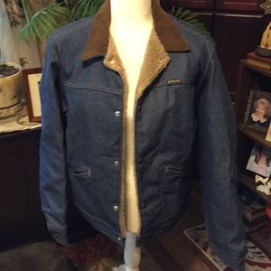 Vintage Wrangler faux fur lined jean jacket sz40